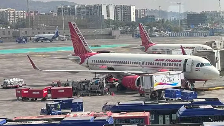 পাকিস্তানের নিষেধাজ্ঞায় দিশাহারা ভারত, সমঝোতার পথ খুঁজছে