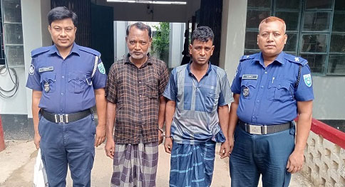 যাত্রীবাহী মাইক্রো ভেবে পুলিশের গাড়িতে ডাকাতির চেষ্টা, গ্রেপ্তার ২