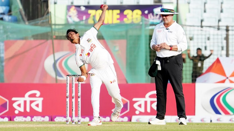 তাইজুলের ঘূর্ণিতে ২২৭ রানে অলআউট জিম্বাবুয়ে