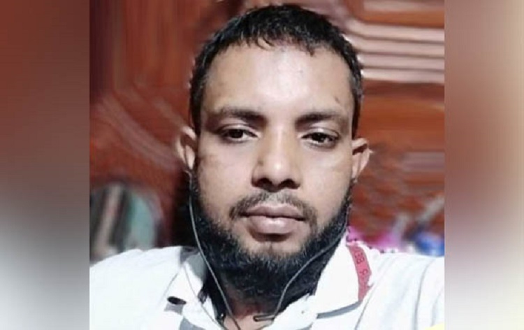 দোকানের বারান্দায় যুবকের লাশ, পরিবারের দাবি হত্যা 
