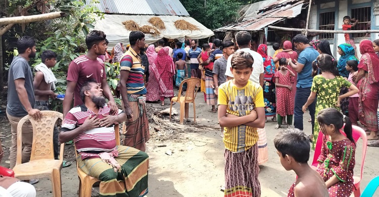  আমতলীতে বজ্রপাতে নারীর মৃত্যু