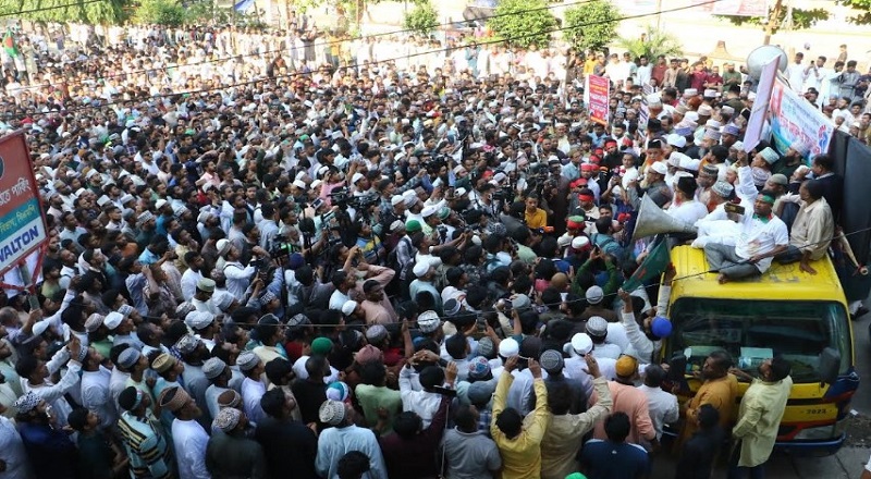 মাওলানা রইসের খুনিদের গ্রেপ্তার দাবিতে উত্তাল চট্টগ্রাম