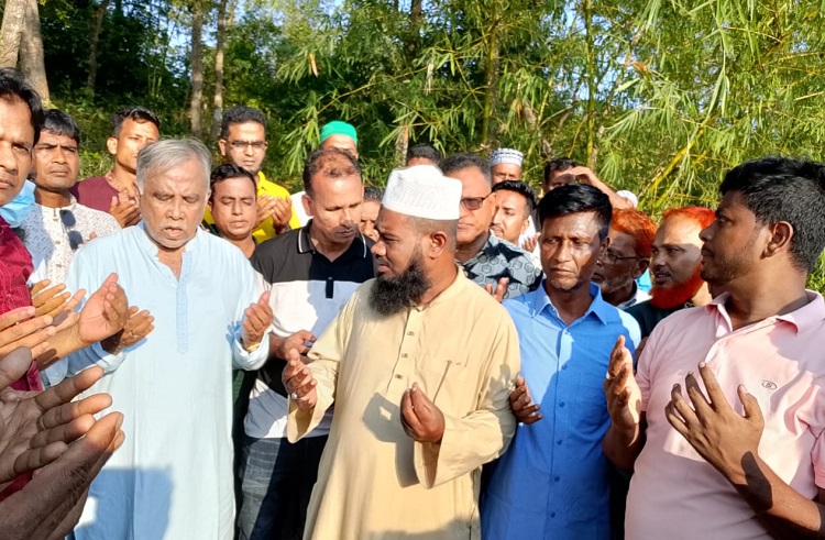  নিহত শিশুদের বাড়িতে সাবেক এমপি সরওয়ার জামাল নিজাম
