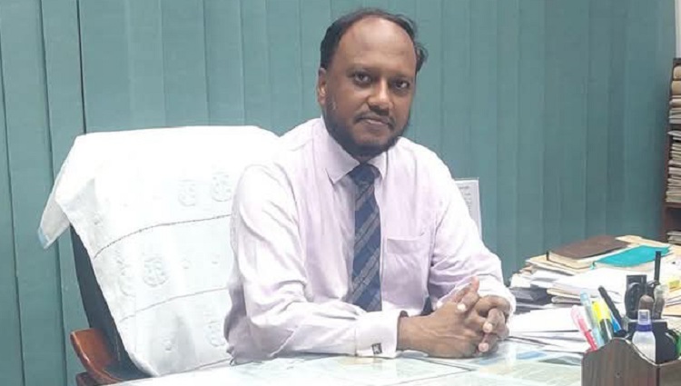 রাবি রেজিস্ট্রারের বাসায় ককটেল নিক্ষেপ; অজ্ঞাতনামার বিরুদ্ধে মামলা  