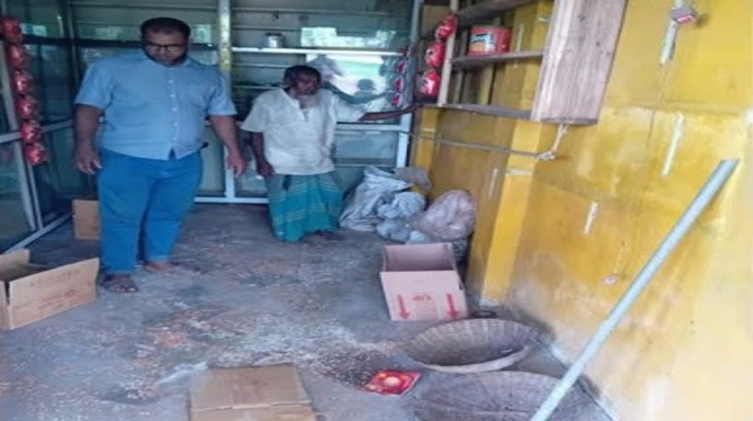 রাজনগরে ছাত্রদল নেতার বাবার উপর হামলা 