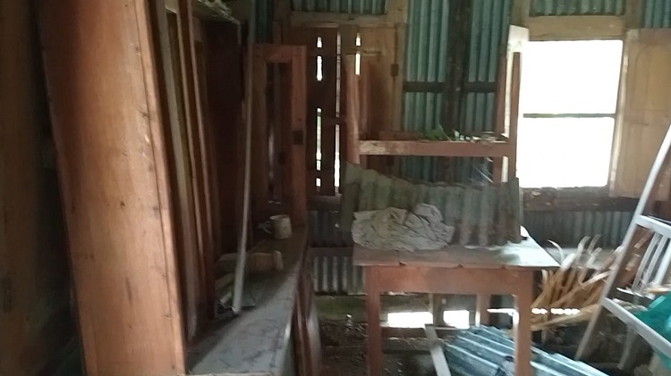 বাকেরগঞ্জে বসতবাড়ি দখল, ভাঙচুর,  গ্রেপ্তার ২