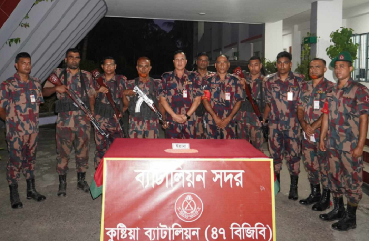 কুষ্টিয়ায় যাত্রীবাহী বাস থেকে ইয়াবা উদ্ধার