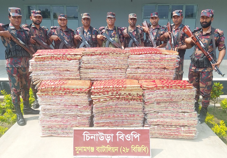 সুনামগঞ্জে বিজিবি’র অভিযানে ভারতীয় শাড়ি জব্দ