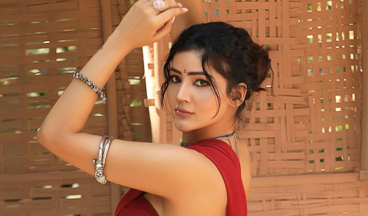 অভিনয় করে টাকা-খ্যাতি সব পেয়েছি, কেবল শান্তি পায়নি : সোনিয়া