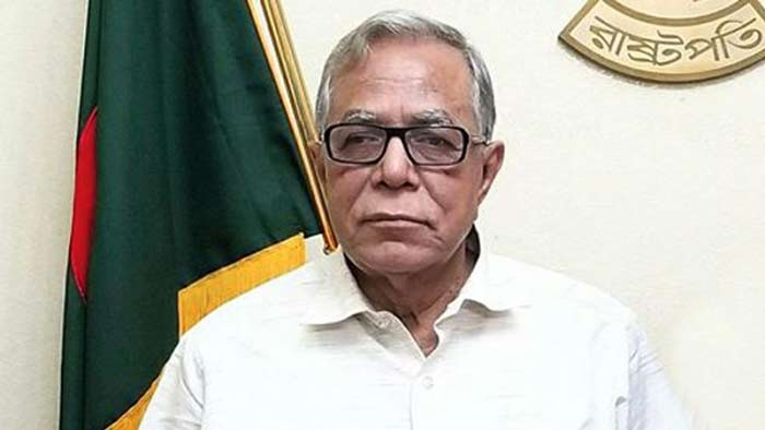 অবশেষে সাবেক রাষ্ট্রপতি আবদুল হামিদ গোপনে চলে গেলেন