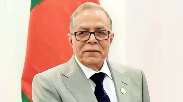 মধ্যরাতে যেভাবে দেশ ছাড়লেন আবদুল হামিদ