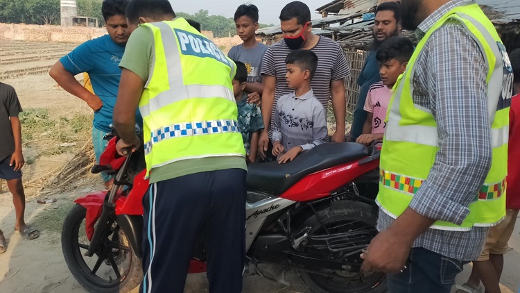 দামুড়হুদায় সড়ক দুর্ঘটনায় একজন নিহত 