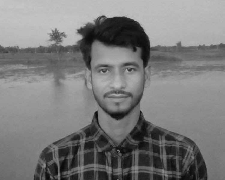ধানক্ষেতে মিলল স্বেচ্ছাসেবক দল কর্মীর গলাকাটা লাশ