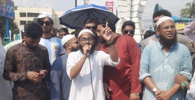 আ.লীগ নিষিদ্ধের দাবিতে খুলনার শিববাড়ি ব্লকেড ও অবস্থান কর্মসূচি 
