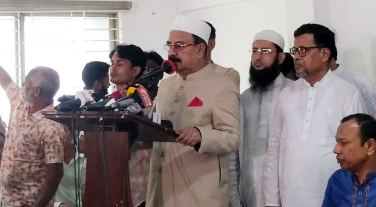 রাজনৈতিক দল নিষিদ্ধ করা সমস্যার সমাধান নয়: গয়েশ্বর