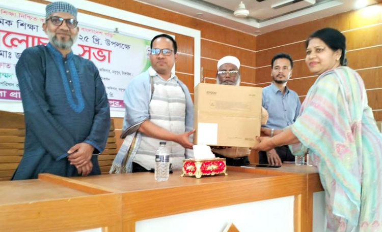 মধুপুরে জাতীয় শিক্ষা সপ্তাহ উদযাপিত