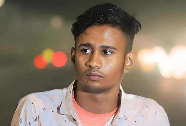 নওগাঁর ধামইরহাটে যুবকের আত্মহত্যা