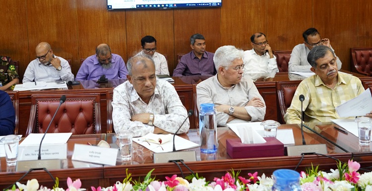 পুলিশের হাতে থাকবে না মারণাস্ত্র, র‌্যাব পুনর্গঠনে কমিটি: স্বরাষ্ট্র উপদেষ্টা