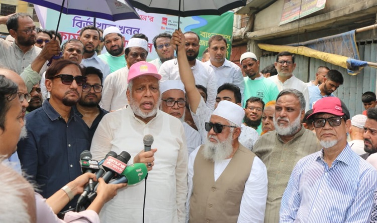 চট্টগ্রামের জলাবদ্ধতা একেবারে মানবসৃষ্ট: উপদেষ্টা ফাওজুল
