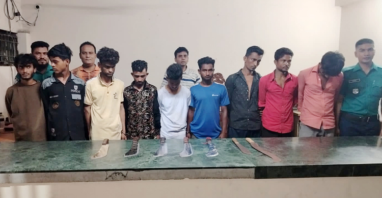 মোহাম্মদপুরে ‘লও ঠেলা’ গ্রুপের ৯ সদস্য গ্রেফতার