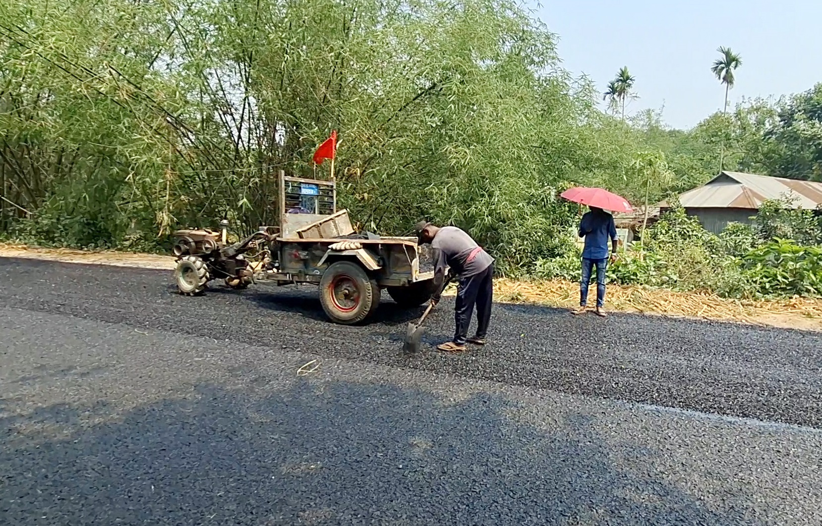 ভূঞাপুর-টাঙ্গাইল সড়কে সংস্কার কাজ নিম্নমানের, চরম ভোগান্তি