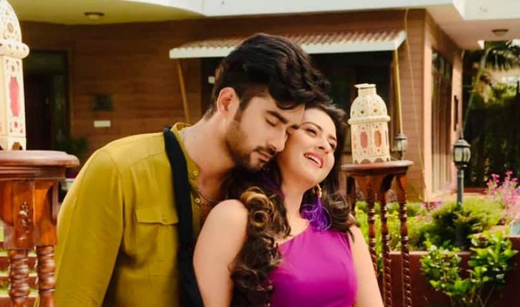 আপত্তির মুখে বদলে গেল রোশান-বুবলীর সিনেমার নাম