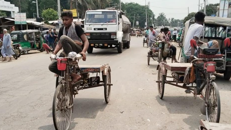 কালনা-নড়াইল-যশোর-বেনাপোল মহাসড়ক এখন মৃত্যুফাঁদ
