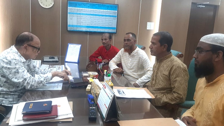 সচিবালয়ে ভূমি উপদেষ্টা আলী ইমাম মজুমদারের সাথে সাক্ষাৎ