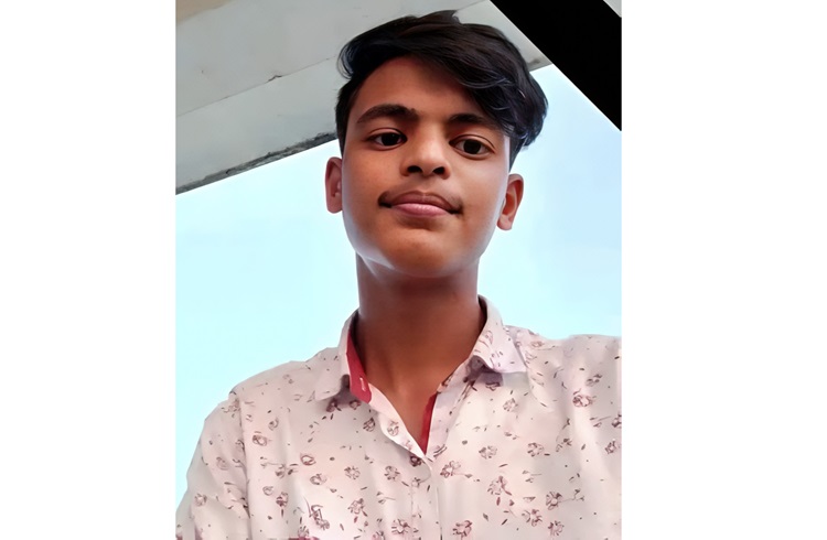 চিরকুট লিখে কিশোরের আত্মহত্যা