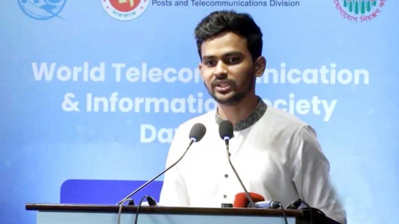ইন্টারনেট দাম কমানোর উদ্যোগ নিয়েছে সরকার: আসিফ মাহমুদ 