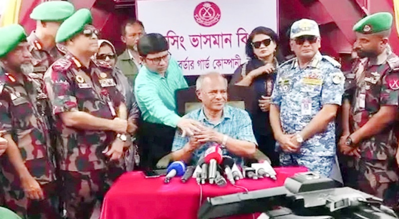 পুশব্যাক নয়, নিয়ম মেনে অবৈধ ভারতীয়দের ফেরত পাঠানো হবে: স্বরাষ্ট্র উপদেষ্টা
