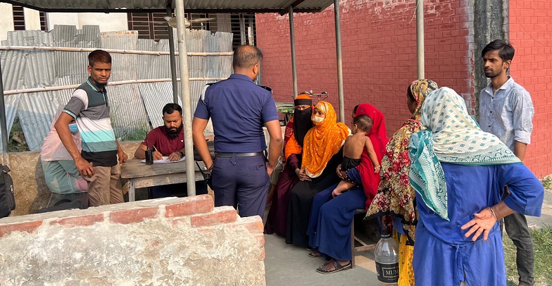 কুষ্টিয়ায় স্ত্রীকে হত্যার পর বিষপানে স্বামীর আত্মহত্যার চেষ্টা