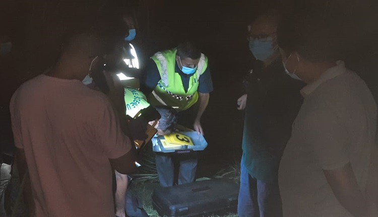 পুঠিয়ায় আখক্ষেত থেকে অজ্ঞাত ব্যক্তির লাশ উদ্ধার