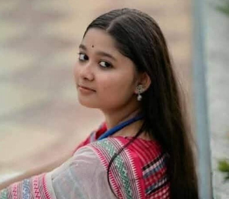 ফেনীর খাইয়ারায় সড়ক দুর্ঘটনায় কলেজ ছাত্রী নিহত