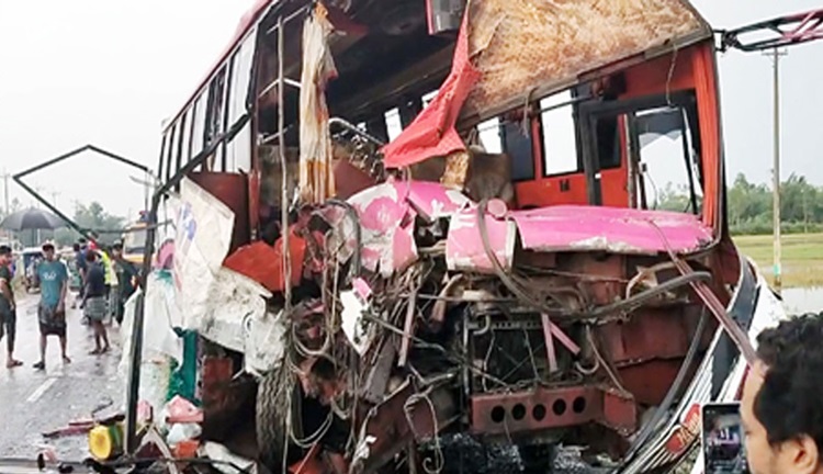 হবিগঞ্জে বিভিন্ন স্থানে সড়ক দুর্ঘটনায় নিহত ৩ 