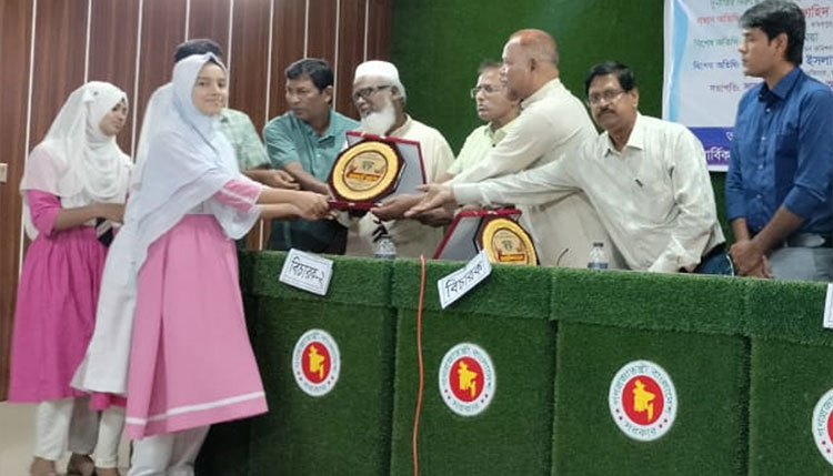 মাধবপুরে দুর্নীতি প্রতিরোধ কমিটির বির্তক প্রতিযোগিতা