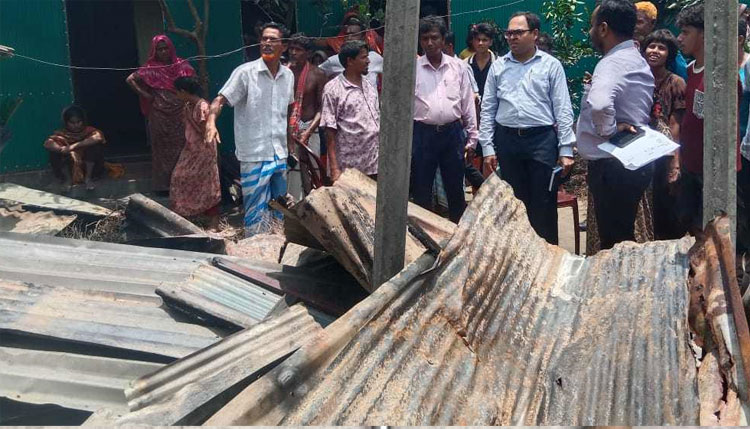 বুড়িচংয়ে অগ্নিকাণ্ডে চারটি ঘর ভস্মীভূত