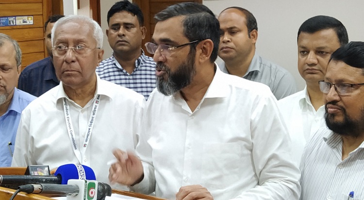স্থানীয় না জাতীয় নির্বাচন আগে সিদ্ধান্ত নেবে সরকার: ইসি