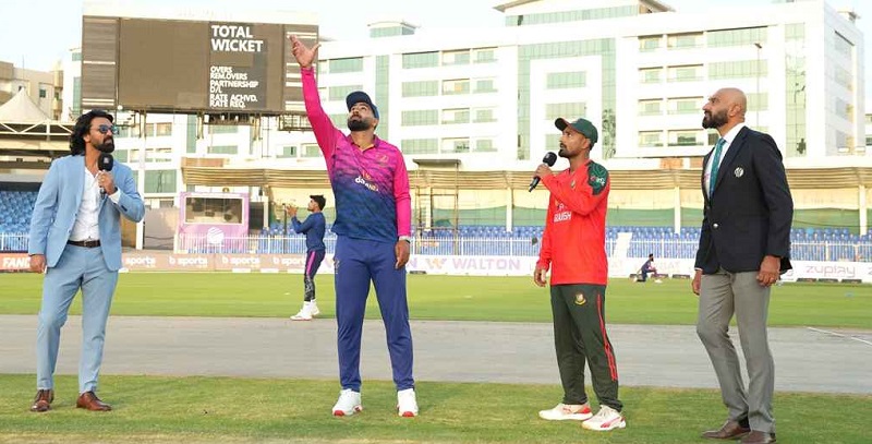 বাংলাদেশকে ব্যাটিংয়ে পাঠালো আমিরাত