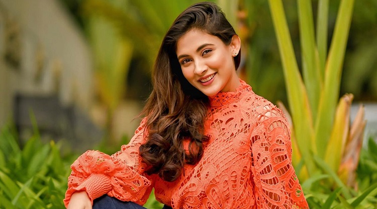 সেরা অভিনেত্রীর মনোনয়ন পেলেন মেহজাবীন