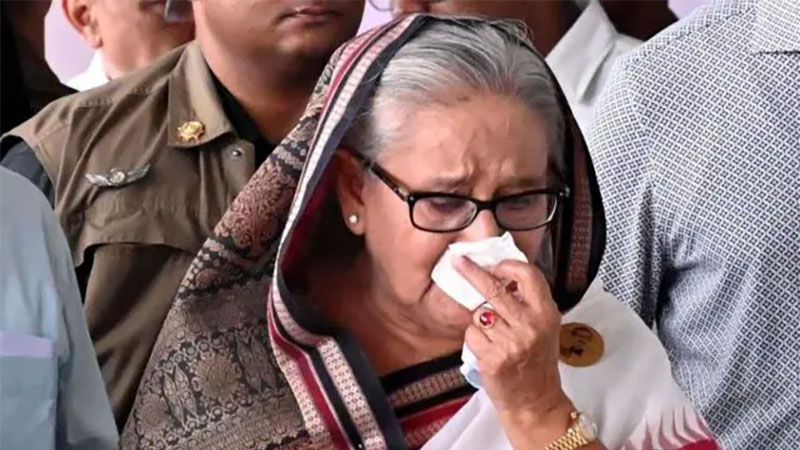 তথ্য গোপন:শেখ হাসিনার বিরুদ্ধে ব্যবস্থা নিতে  চিঠি 