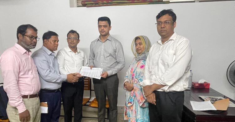 ৪ দাবিতে প্রধান উপদেষ্টাকে এনবিআর সংস্কার ঐক্য পরিষদের স্মারকলিপি