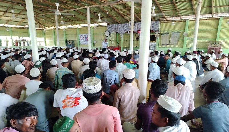 মিয়ানমারে ফিরে যেতে সমাবেশ করেছে রোহিঙ্গারা