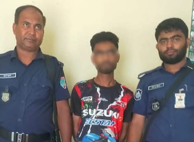 রূপসায় ৯০ পিচ ইয়াবাসহ গ্রেফতার ১