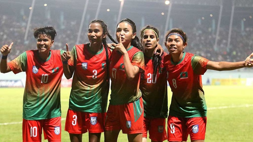 এশিয়ান কাপের বাছাইয়ের দলে রুপনা-মনিকা-মারিয়ারা