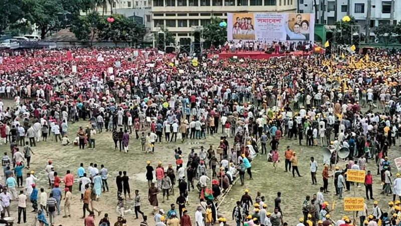 প্রধান উপদেষ্টা গুণী মানুষ, নাতি-নাতনিদের উপদেষ্টা করায় কিছু ভুল হচ্ছে: রিজভী