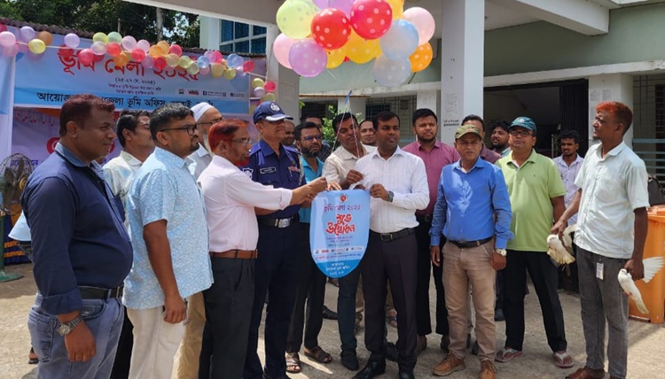 ভূমি সেবা জনগণের দোরগোড়ায় পৌঁছে দিতে সরকার বদ্ধপরিকর : ইউএনও কামাল হোসেন