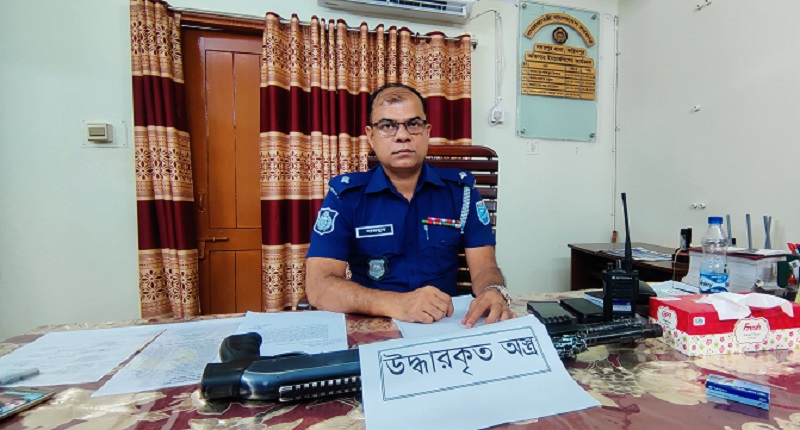 সদরপুরে ৫ আগস্ট থানা থেকে লুট হওয়া শর্টগান উদ্ধার