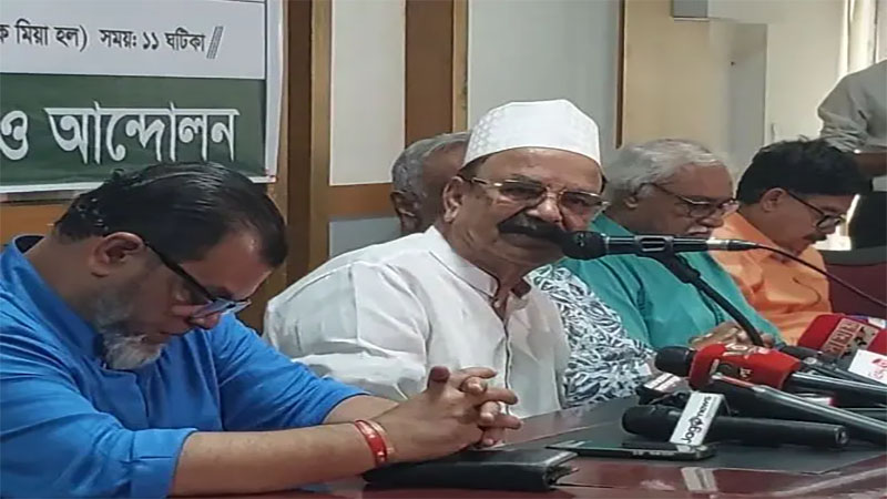 কালকে রাস্তায় নামলে ইউনূস সাহেব ২৪ ঘণ্টাও থাকতে পারবে না: গয়েশ্বর 