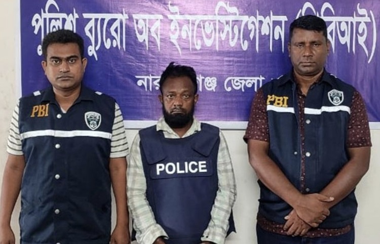 ফতুল্লায় স্ত্রীকে হত্যা করে পালিয়ে যাওয়া স্বামী গ্রেপ্তার